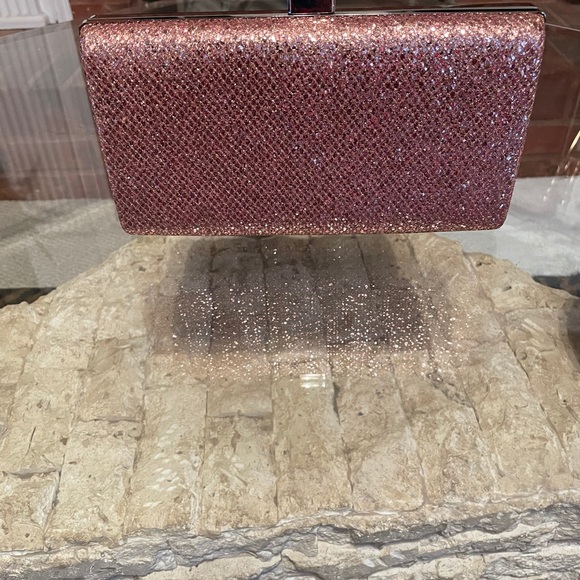 Sasha handbags, Inc. with silver chain strap. - Picture 5 of 5